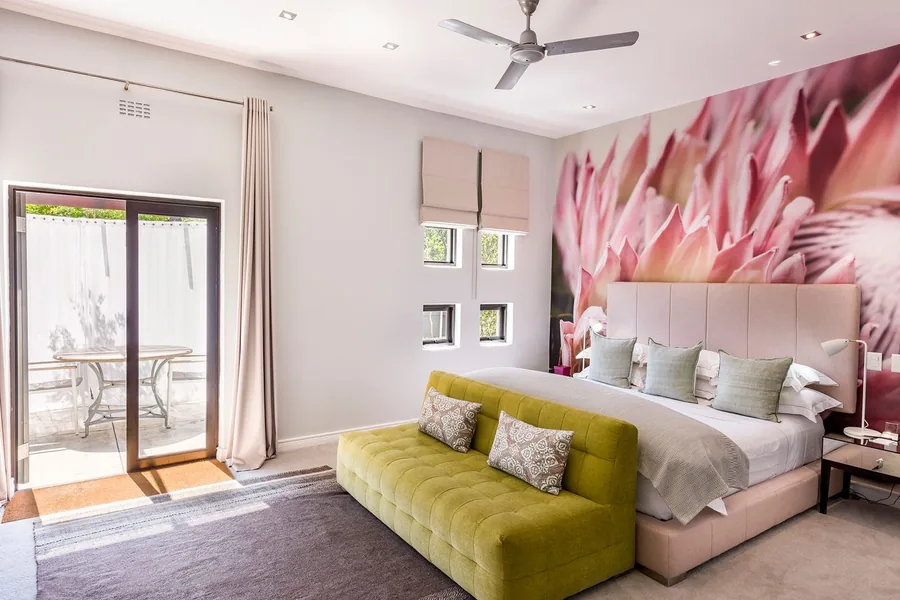 Superior room feature